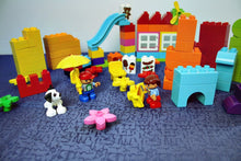 Laden Sie das Bild in den Galerie-Viewer, Lego® Duplo® 10820 Grosse Starterbox