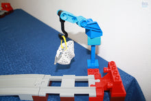 Laden Sie das Bild in den Galerie-Viewer, Lego® Duplo® 10875 Güterzug Push and Go