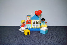 Laden Sie das Bild in den Galerie-Viewer, Lego® Duplo® 10925 Spielzimmer
