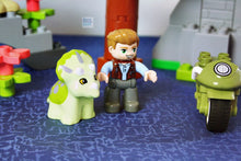 Laden Sie das Bild in den Galerie-Viewer, Lego® Duplo® 10939 Ausbruch des T-Rex