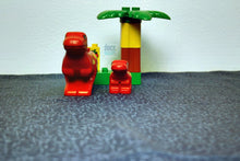 Laden Sie das Bild in den Galerie-Viewer, Lego® Duplo® 2601 Dinomutter und Kind