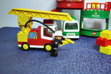 Laden Sie das Bild in den Galerie-Viewer, Lego® Duplo® 2811 Rettungsstation