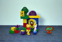 Laden Sie das Bild in den Galerie-Viewer, Lego® Duplo® 2984 Winnie Pooh und Ferkel sammeln Honig