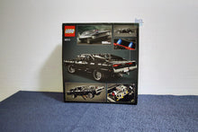 Laden Sie das Bild in den Galerie-Viewer, Lego® 42111 Technic Dom&#39;s Dodge Charger, Fast and Furious