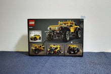 Laden Sie das Bild in den Galerie-Viewer, Lego® 42122 Technic Jeep® Wrangler