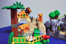 Laden Sie das Bild in den Galerie-Viewer, Lego® Duplo® 4960 Zoo Superset