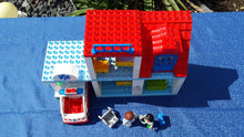 Laden Sie das Bild in den Galerie-Viewer, Lego® Duplo® 5695 Arztpraxis