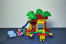 Laden Sie das Bild in den Galerie-Viewer, Lego® Duplo® 5947 Winnie Poohs Waldhaus