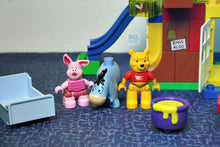 Laden Sie das Bild in den Galerie-Viewer, Lego® Duplo® 5947 Winnie Poohs Waldhaus