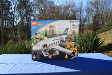 Laden Sie das Bild in den Galerie-Viewer, Lego® Duplo® 7840 Flughafen Super Set