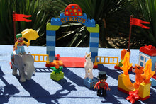 Laden Sie das Bild in den Galerie-Viewer, Lego® Duplo® 10504 Großer Zirkus