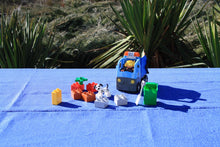 Laden Sie das Bild in den Galerie-Viewer, Lego® Duplo® 10519 Müllabfuhr