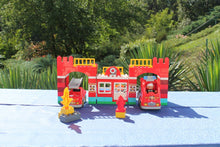Laden Sie das Bild in den Galerie-Viewer, Lego® Duplo® 10593 Feuerwehr-Hauptquartier