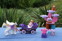 Laden Sie das Bild in den Galerie-Viewer, Lego® Duplo® 10822 Sofias Magische Kutsche