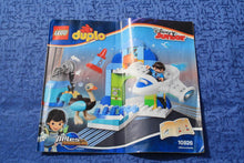 Laden Sie das Bild in den Galerie-Viewer, Lego® Duplo® 10826 Miles Stellosphere Raumschiff