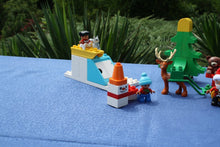 Laden Sie das Bild in den Galerie-Viewer, Lego® Duplo® 10837  Winterspaß mit dem Weihnachtsmann