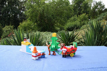 Laden Sie das Bild in den Galerie-Viewer, Lego® Duplo® 10837  Winterspaß mit dem Weihnachtsmann