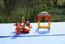 Laden Sie das Bild in den Galerie-Viewer, Lego® Duplo® 10843 Mickeys Rennwagen