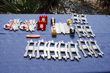 Laden Sie das Bild in den Galerie-Viewer, Lego® Duplo® 10882 Eisenbahn Schienenset