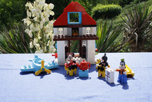 Laden Sie das Bild in den Galerie-Viewer, Lego® Duplo® 10889 Mickys Ferienhaus