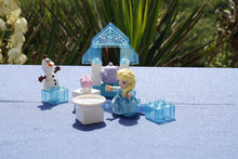 Laden Sie das Bild in den Galerie-Viewer, Lego® Duplo® 10920 Elsas und Olafs Eis-Café Spielset