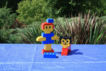Laden Sie das Bild in den Galerie-Viewer, Lego® Duplo® 1595 Mädchen mit Katze