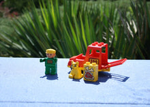Laden Sie das Bild in den Galerie-Viewer, Lego® Duplo® 2661 Raubtiertransport