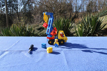 Laden Sie das Bild in den Galerie-Viewer, Lego® Duplo® 2930 Kran-Bagger
