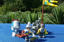 Laden Sie das Bild in den Galerie-Viewer, Lego® Duplo® 4775 Ritter und Knappe