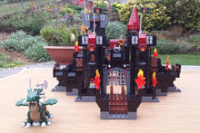 Laden Sie das Bild in den Galerie-Viewer, Lego® Duplo® 4785 Schwarze Ritterburg