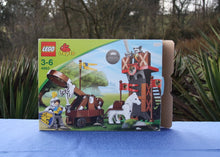 Laden Sie das Bild in den Galerie-Viewer, Lego® Duplo® 4863 Wachposten mit Katapult