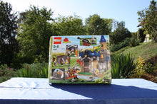 Laden Sie das Bild in den Galerie-Viewer, Lego® Duplo® 4864 Große Ritterburg
