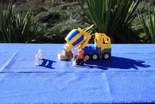 Laden Sie das Bild in den Galerie-Viewer, Lego® Duplo® 4976 Betonmischer