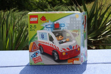 Laden Sie das Bild in den Galerie-Viewer, Lego® Duplo® 4979 Krankenwagen