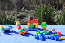 Laden Sie das Bild in den Galerie-Viewer, Lego® Duplo® 5380 Große Baustein-Box -Kreativset