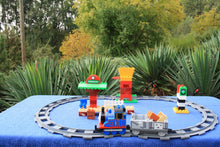 Laden Sie das Bild in den Galerie-Viewer, Lego® Duplo® 5554 Thomas grosses Zug Set
