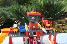 Laden Sie das Bild in den Galerie-Viewer, Lego® Duplo® 5601 Feuerwehrstation