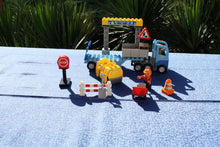Laden Sie das Bild in den Galerie-Viewer, Lego® Duplo® 5652 Strassenbau