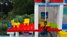 Laden Sie das Bild in den Galerie-Viewer, Lego® Duplo® 5795  Städtekrankenhaus