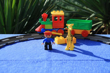 Laden Sie das Bild in den Galerie-Viewer, Lego® Duplo® 6144 Mein erster Schiebezug mit Schienenkreis