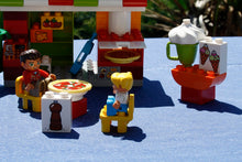 Laden Sie das Bild in den Galerie-Viewer, Lego® Duplo® 10834 Pizzeria
